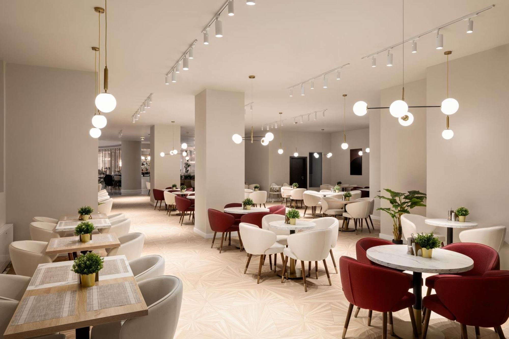 Ramada By Wyndham Bucharest Otopeni Airport Exteriér fotografie
